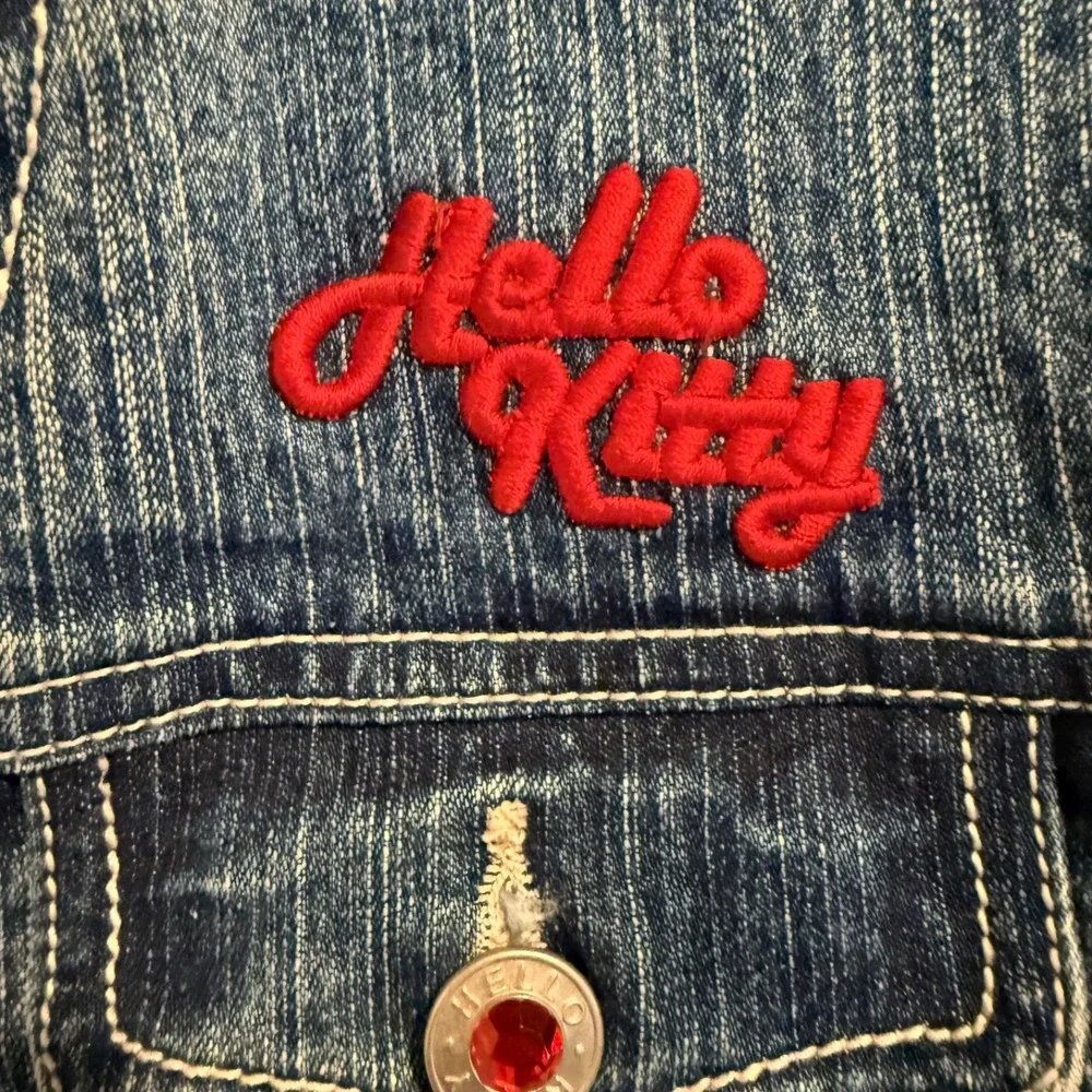 Sanrio Hello‎ Kitty embroidered kids M 5-6 Patches Jean Jacket